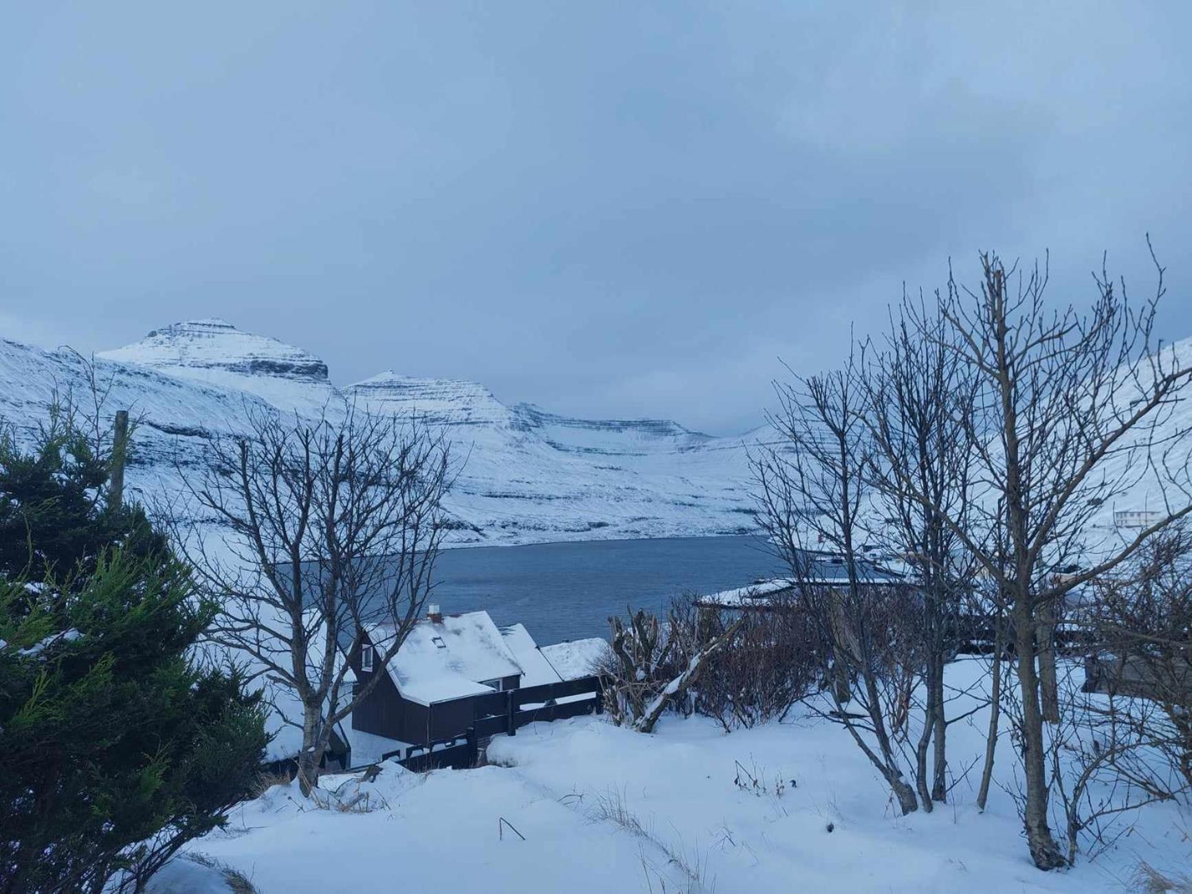 Fjord Guesthouse Funningsfjordur Экстерьер фото